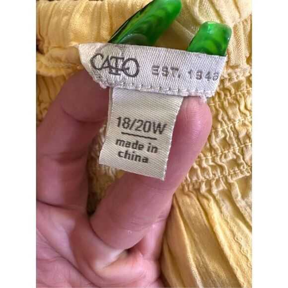 CATO Women’s Light Yellow Off The Shoulder Bell Sleeve Blouse Plus Sz 18/20W - Picture 3 of 6